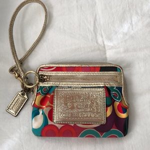 Coach Poppy Wristlet